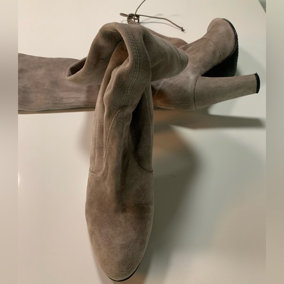Stuart Weitzman Over-the-knee Suede Boots - Picture 3 of 7